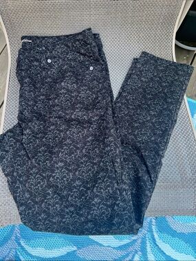 Women’s  Black Patterned Jeans